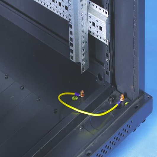 GS网络服务器机柜