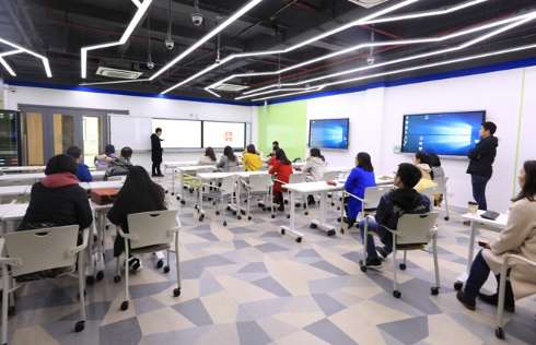 华南师范大学大学城校区智慧课室银校合作建设招标